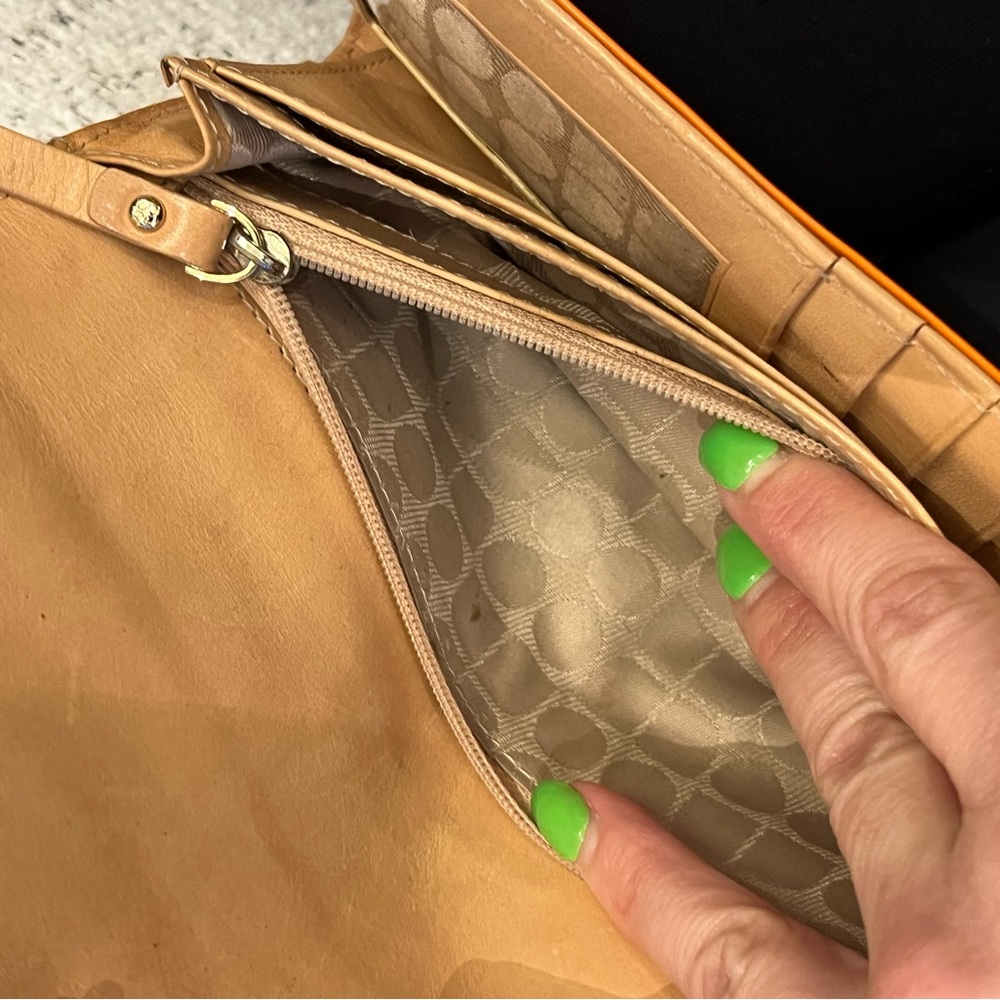Kate Spade orange leather wallet - Picture 16 of 16